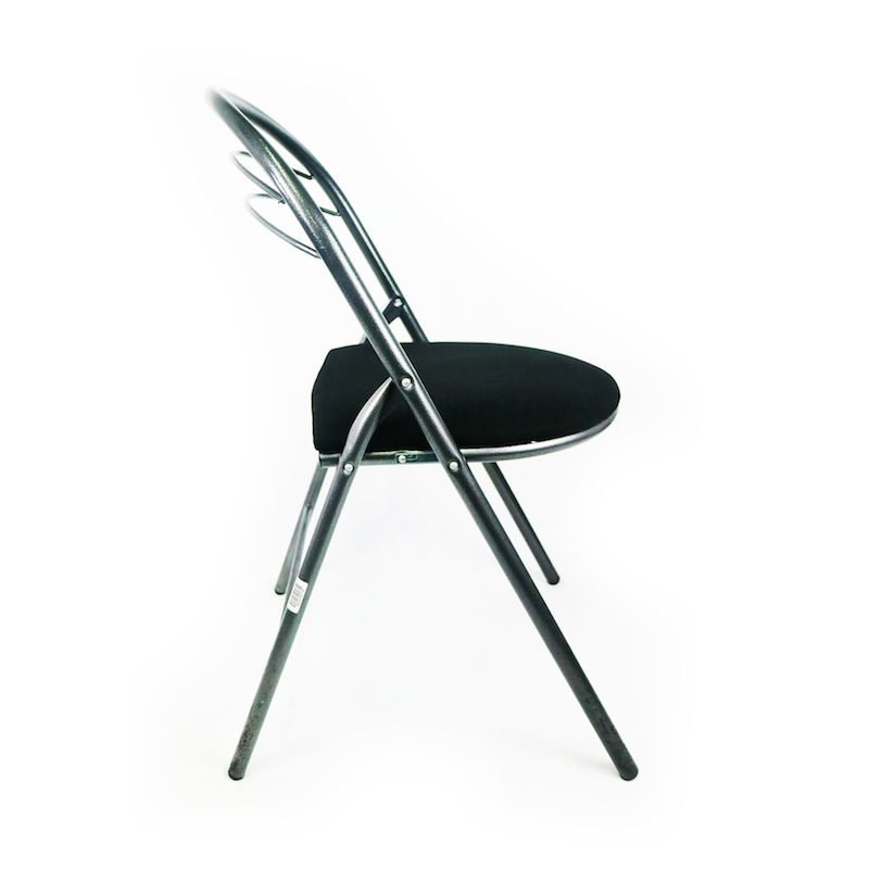 Chaise pliante métallique d'occasion - piétement tube métal chromé - usage professionnel - pratique et résistante_0