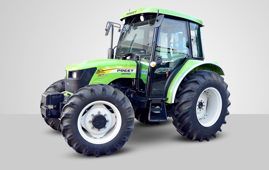 PREET 9049 - Tracteur agricole 4 roues motrices - 90 HP avec cabine AC_0