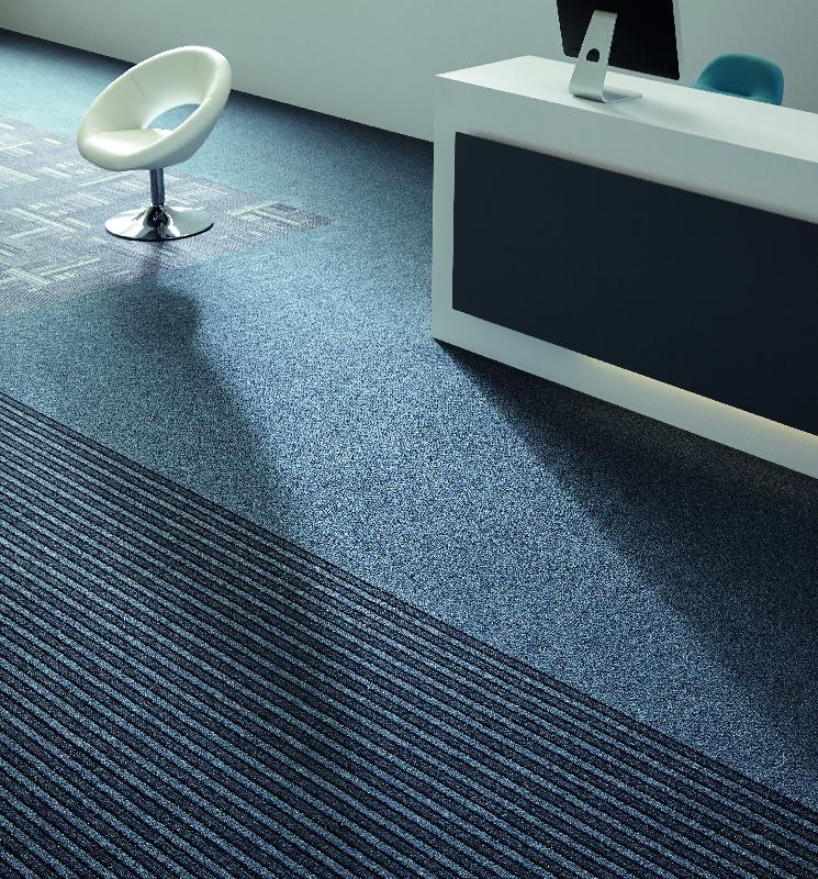 Tapis d'entrée Boulevard Stripe - intérieur - grand trafic - fibres polyamide Econyl - marque Romus_0