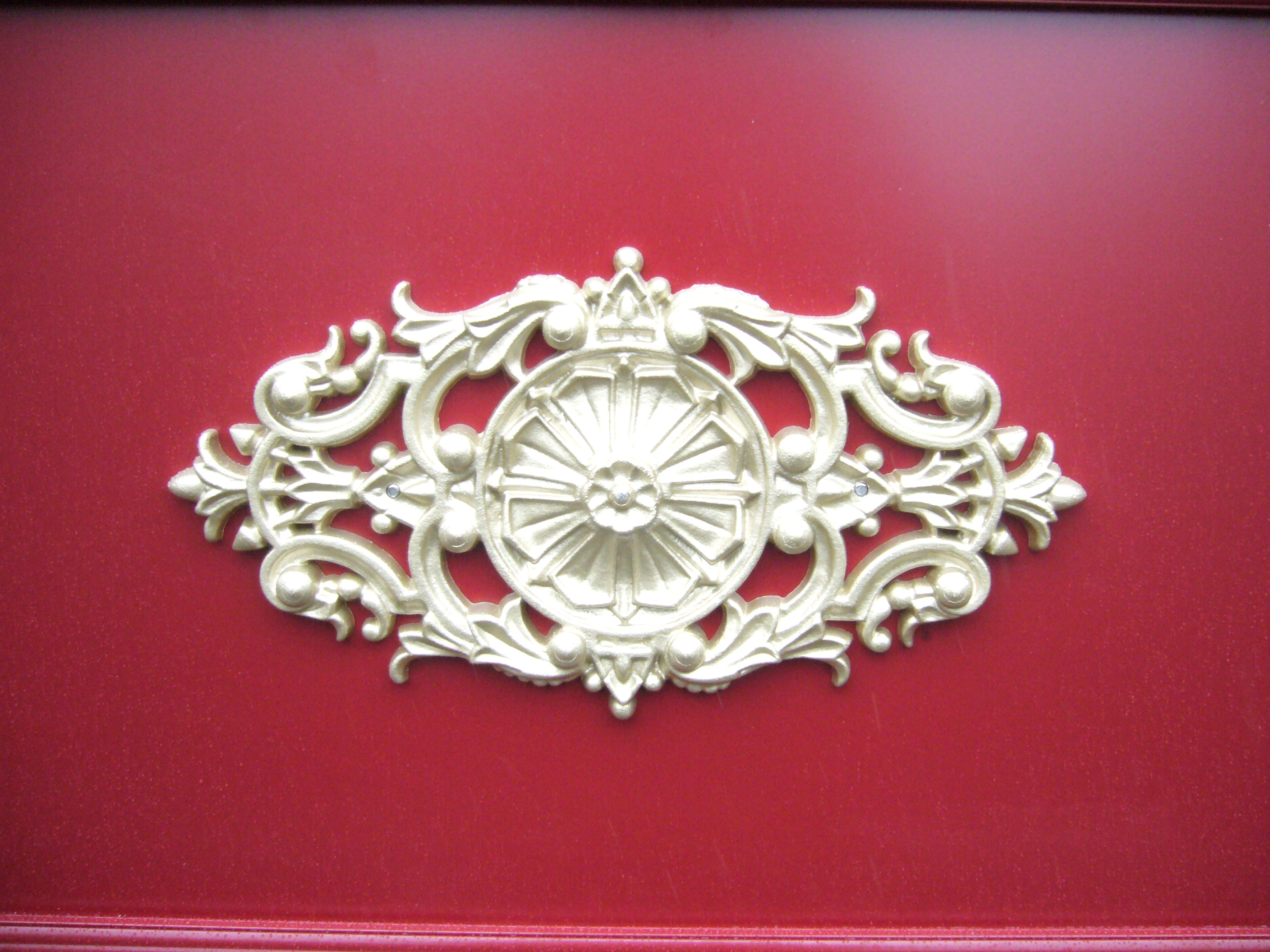 Portail battant en aluminium - Style contemporain, traditionnel ou ferronnerie - Clôtures assorties_0