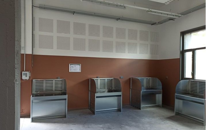 Tables aspirantes - caisson avec fentes d'aspiration - configurations multiples en peinture ou inox_0