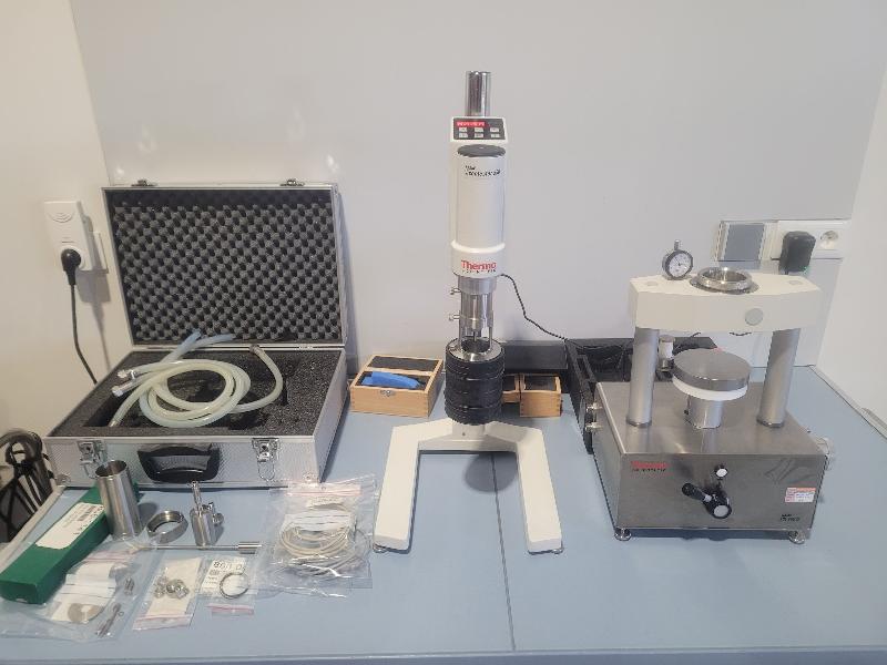 Viscosimètre THERMO HAAKE Viscotester 550 avec Système de mesure Plate-Cone PK 100 D_0