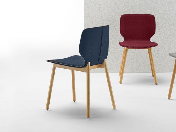 Lot de 2 chaises tapissée avec bordure colorée pied en chêne massif_0