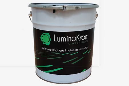 Peinture urbaine luminescente et phosphorescente vert amande - LUMINOKROM® - haute performance pour aménagements cyclables et piétons_0