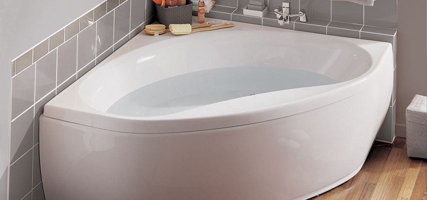 Baignoire d'angle Nalia - spacieuse et confortable avec soutien lombaire en Toplax® recyclable_0