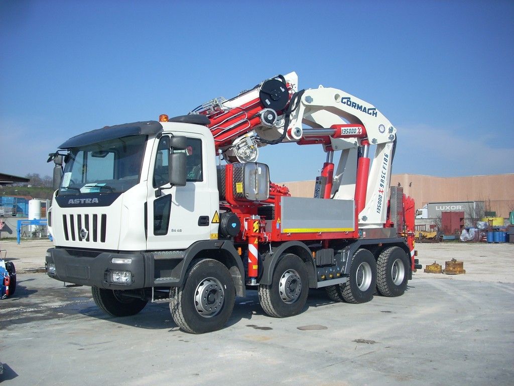 Série 135000X E ASC PLUS - E6 - Grue auxiliaire Cormach - Pression 310 bar - Capacité 28160 kg_0