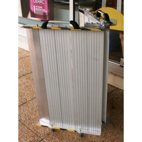 Rampe aluminium pliante - largeur 80 cm ou 90 cm, longueur 180 cm - PMR avec bordure chasse roue_0