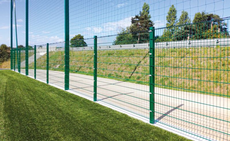 Metalu + - Clôtures sportives en acier galvanisé plastifié - Hauteur hors sol : 6 à 10 m_0
