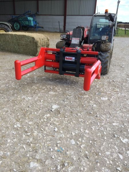 Serquad 200 - Manipulateur pour bottes enrubannées - Bugnot - 450 kg - Charge maximale 1500 kg_0