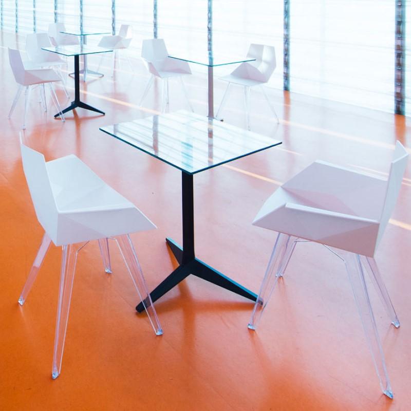 Chaise de restaurant FAZ - pieds transparents avec accoudoirs - design géométrique recyclable par VONDOM_0
