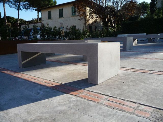 Banc droit public en béton moderne Linea - monobloc avec fibres projetées et haute résistance_1