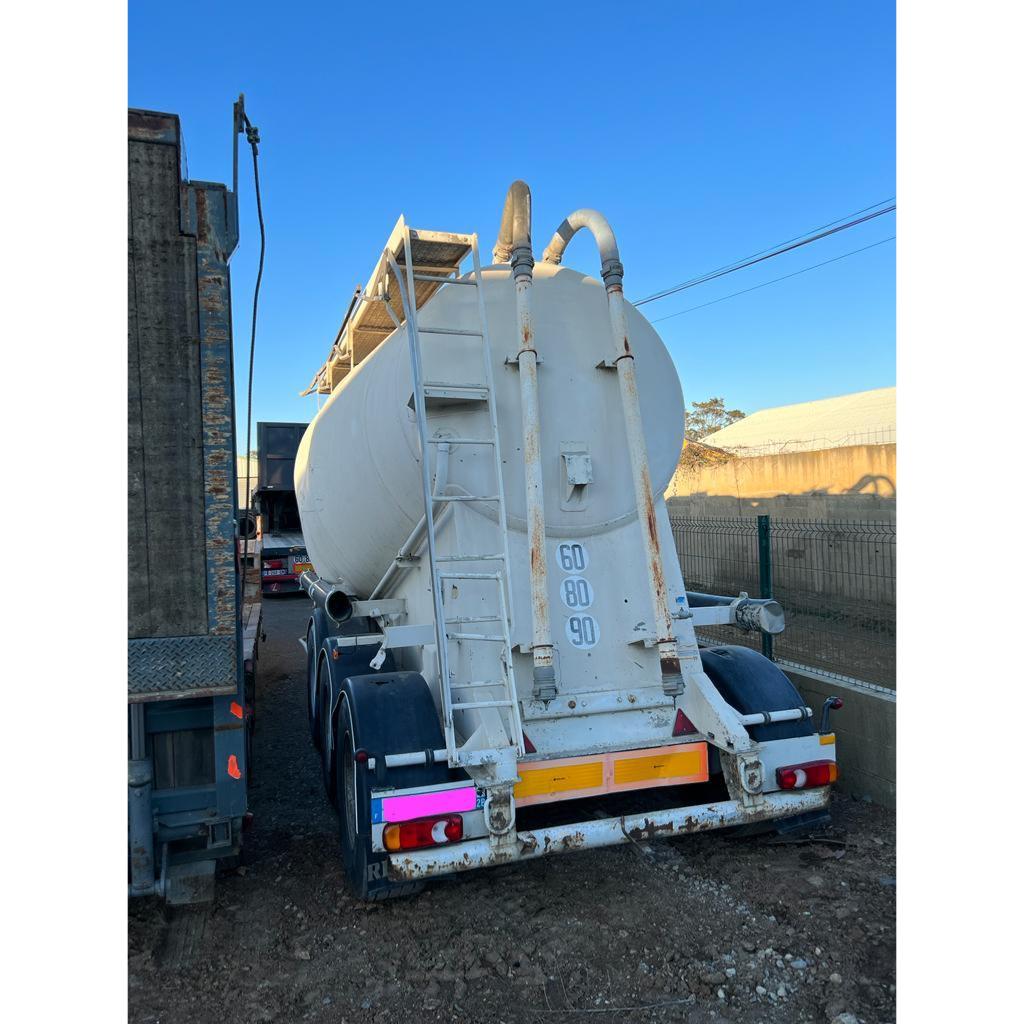 Citerne routière pulvérulente horizontale - 34m3 FILLIAT 1996 - semi-remorque pour produits secs en vrac_0