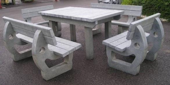 Salon extérieur en produit recyclé - Table et 4 bancs - 100% recyclé et écolo_0