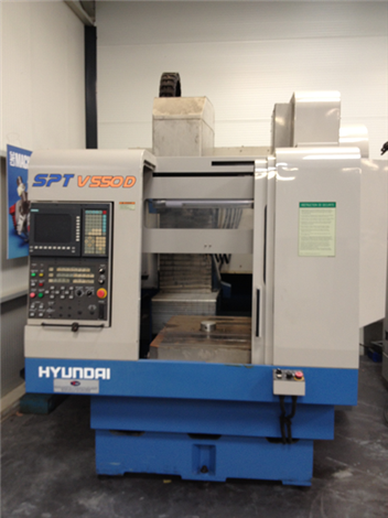 Centre d'usinage vertical Hyundai SPT V550D - Siemens 840D avec Shopmill - Année 2000_0