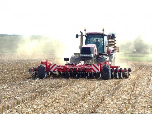 Déchaumeur à disque poussé Stub - Front 400 repliable - Quivogne - 4,00m - 32 dents - 2450kg_0