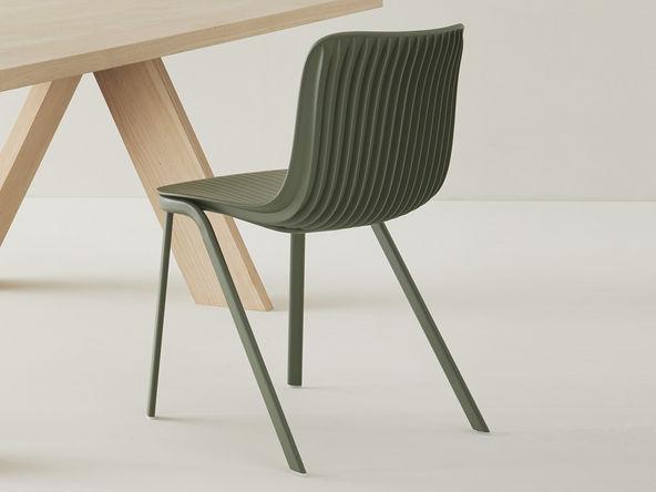 Chaise de collectivité design plastique_0