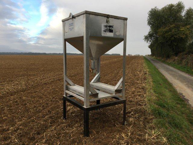 Cellule, silo NC - Trémie aluminium 1.0m x 1.0m - Occasion - Capacité 0.5m3_0