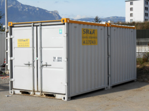Container à louer - 10 m3 - 2,5 x 2,2 m_0