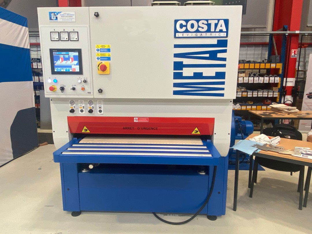 Ébavureuse COSTA MD4 CVC 1150 - Ébavurage et polissage avec 3 stations de travail_0