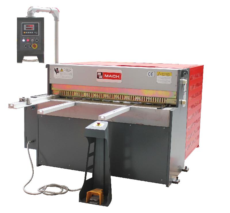 Cisaille guillotine motorisée largeur du travail 1250 mm épaisseurs jusque 3,5 mm butée motorisée 5,5 kW 400V MW-Tech MMS1250X35_0