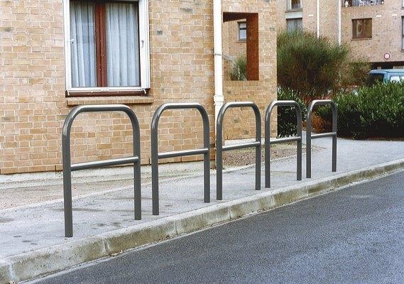 ARCEAU DE PROTECTION RENFORCÉ 1,50 M - GALVA GRIS PROCITY - MANUTAN COLLECTIVITÉS