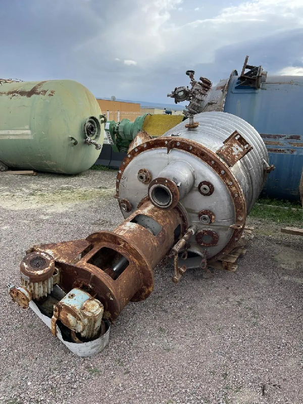 Réacteur en acier inoxydable 316 2000 litres avec agitation et demi-tige d'occasion_102 - référence                        :                         c6842_0