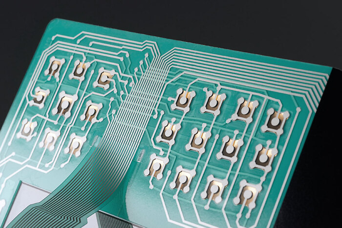 Claviers à membrane avec pistes conductrices argentées_0