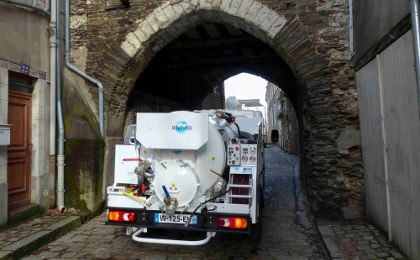 Camion hydrocureur Rivard