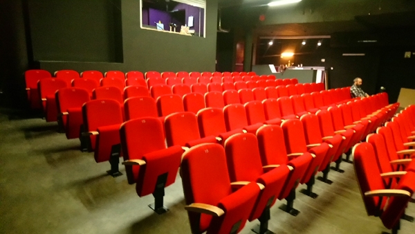Fauteuil d'auditorium à piétement central en acier pour une utilisation intensive en ERP - JACQUARD_1