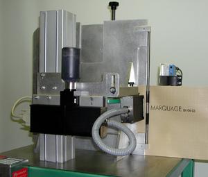 Machine de marquage jet d'encre à défilement manuel - avec codeur adaptable sur ligne automatique_0