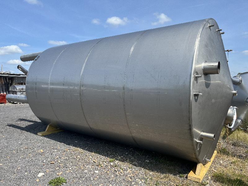 Cuve Progresso 30000 L - CUV483 - Anneaux de levage, Garde-corps, Inox 316L_0
