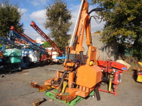 Épareuse McConnel 740 - Année 1999 - Portée horizontale 7,4m_0
