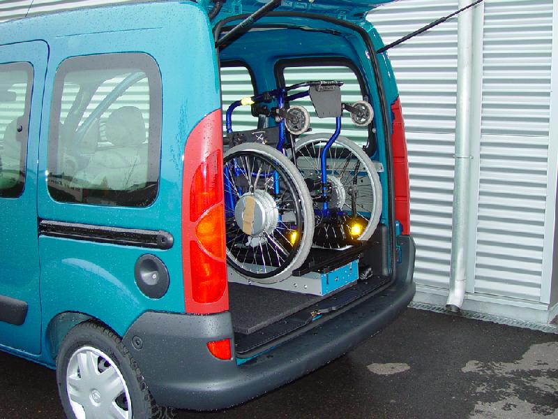 Robot Ladeboy - Chargement aisé pour fauteuil roulant rigide avec fixation sécurisée_0