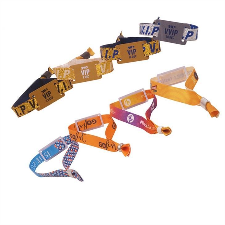 Bracelet RFID personnalisé en satin - Kaven - Identification sans contact et multi-usages_0