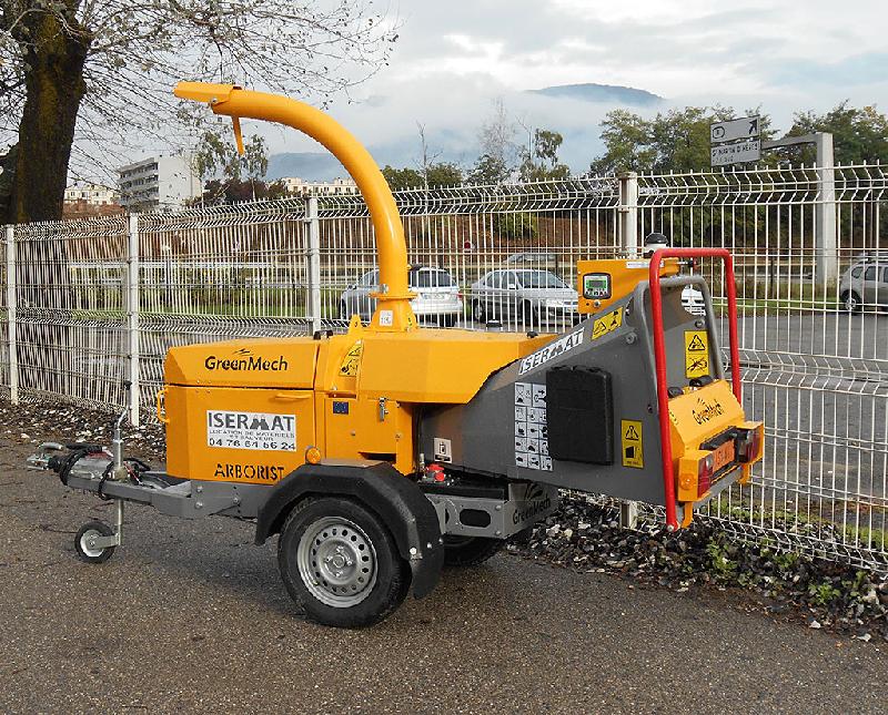 Broyeur de végétaux 38 CV - Diesel - Coupe jusqu'à 15,5 cm - Réservoir 27 litres_0