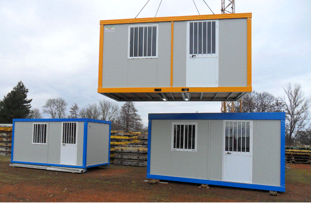 Bungalow de chantier - vestiaire avec cases, bancs et patères_0