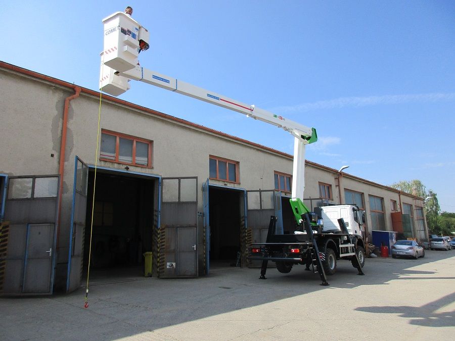Camion nacelle 16 m
