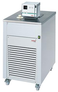 Ultracryostat à circulation julabo fp52-sl-150c réf 9352752n150_0