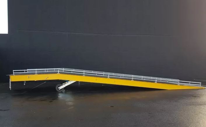 Rampe de chargement et déchargement mobile 16T - 11,6m x 2,25m - ATL-RAMPE-16T avec batterie 12V et chargeur_0