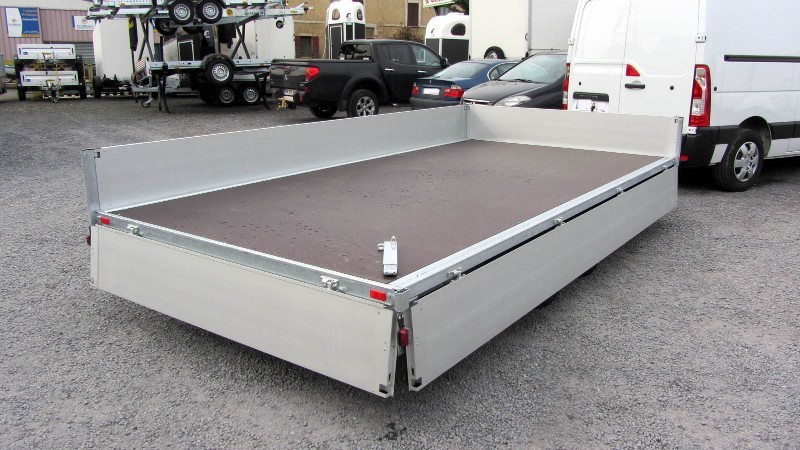 Remorque plateau HUMBAUR HT 304121 - 2 essieux, roues dessous, ridelles alu, dimensions 4100x2100 mm_0