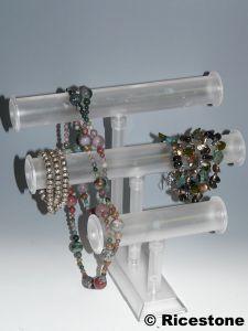 7J) TRÈS GRAND PRÉSENTOIR TROIS ÉTAGES JONC À BRACELET.