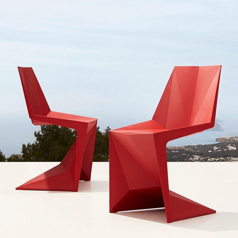 Chaise d'extérieur design VOXEL de VONDOM - légère, empilable et robuste pour intérieur et extérieur_0