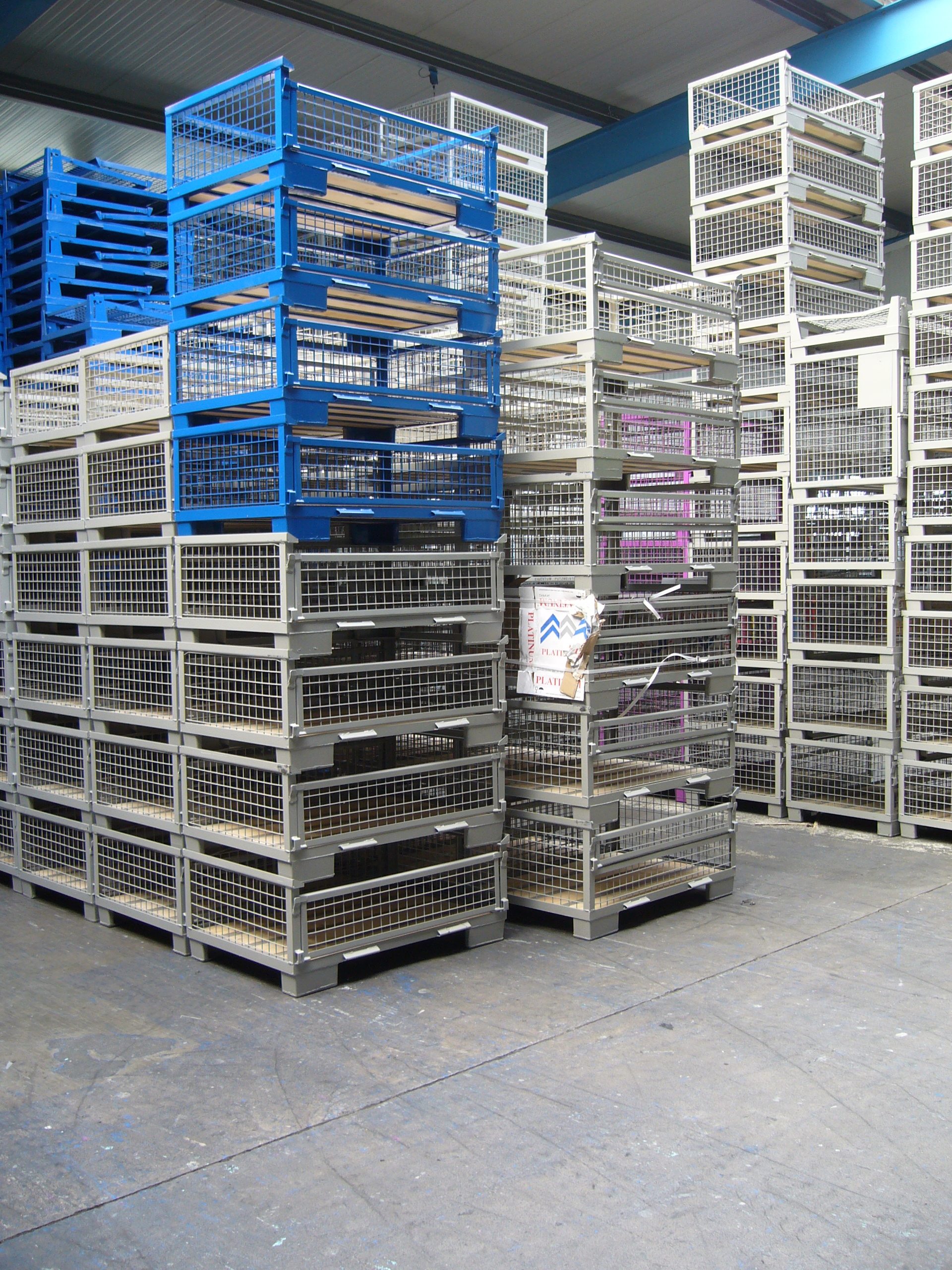 Caisse-palette métallique grillagée - gerbable et repliable - dimensions standards et sur mesure_0