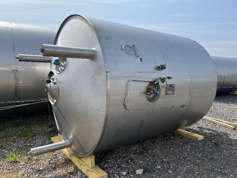 Cuve PROMINOX 13747 L - Inox 304 L - Agitation centrale et tri-pâle - 1996_0