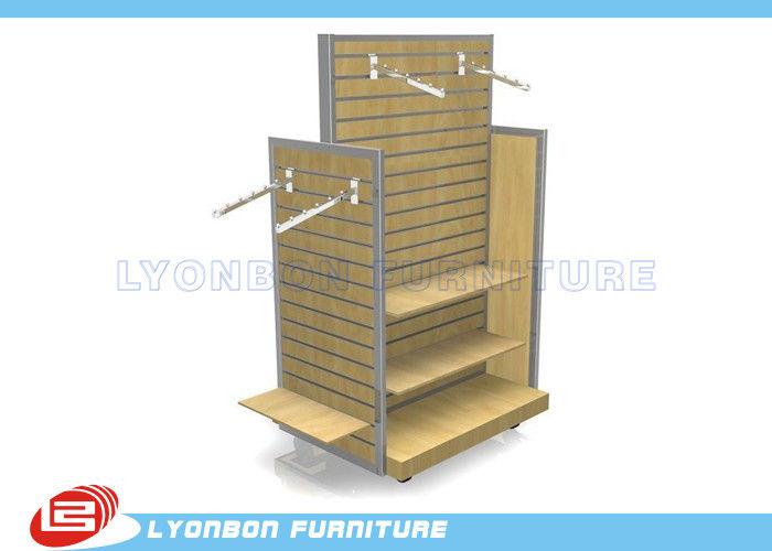 OEM quatre - Présentoirs Slatwall en métal de côté pour vêtements - Lyonbon - Certification SGS, ISO_0