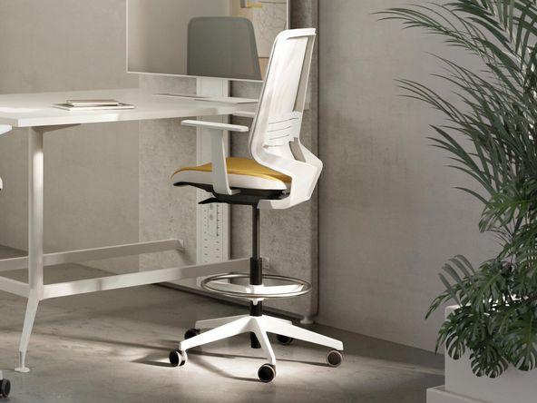 Siège technique Dot Pro confort repose pieds_0