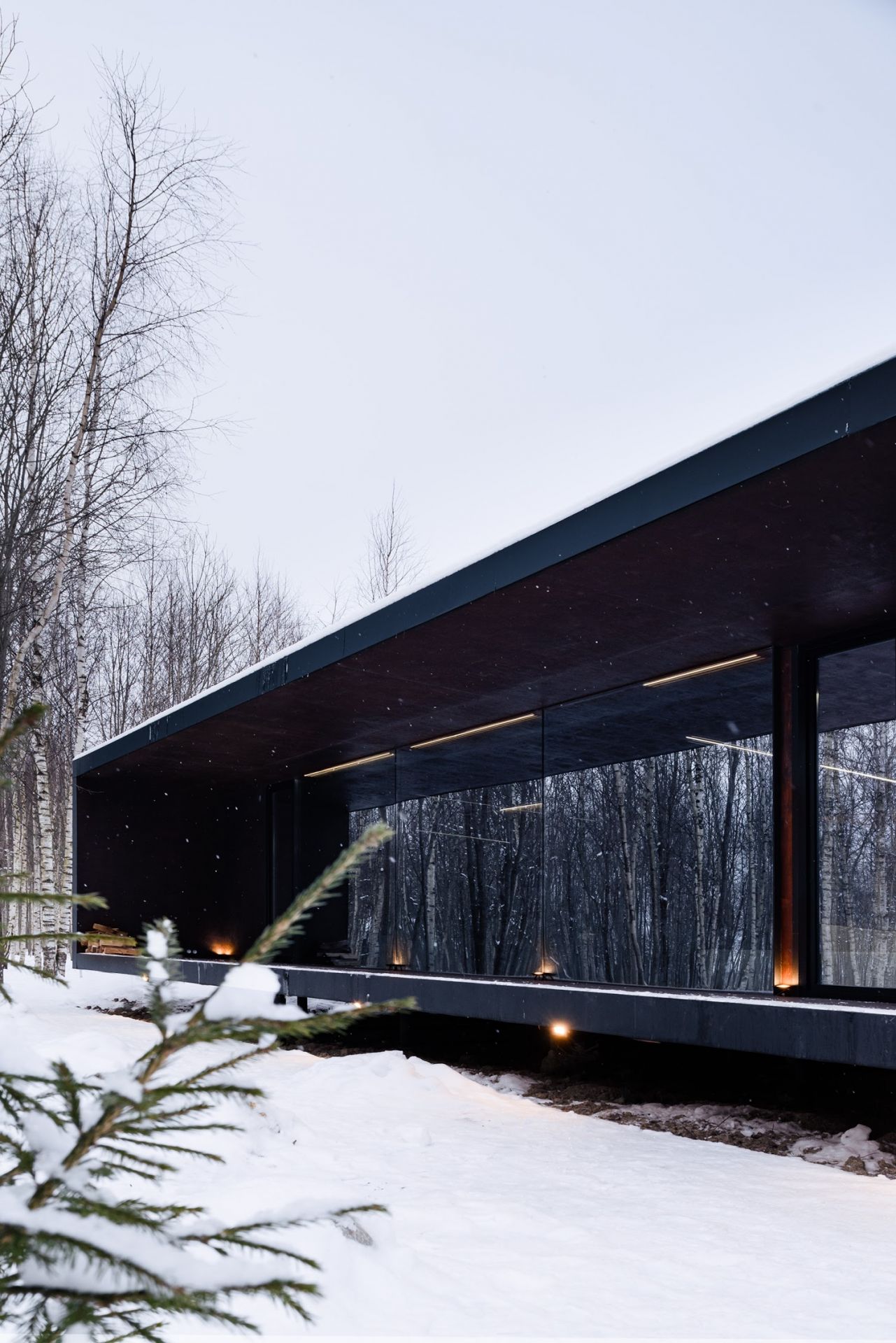 Maison modulaire à ossature acier - Modèle ISKAN 180 - 180 m² - Longueur 17,5 m, largeur 10,5 m, hauteur 3,10 m_0