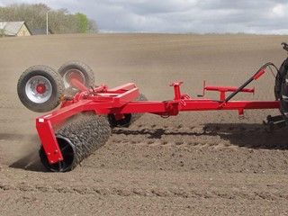 Vip-Roller - rouleau tasseur agricole He-Va - largeur 2,32 à 2,45 m, structure solide et fiable_0
