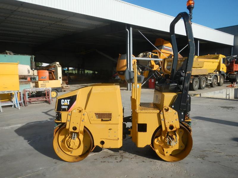 Rouleau compacteur  caterpillar cb22 référence client : - 15707_0