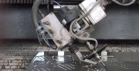 Laser 2000 & O3000 - Service de découpe au jet d'eau en qualité optimale des différents matériaux pour les clients l'Aixe sur Vienne_0
